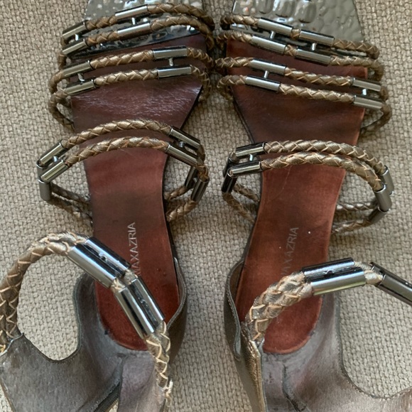 Sandals - Picture 2 of 3